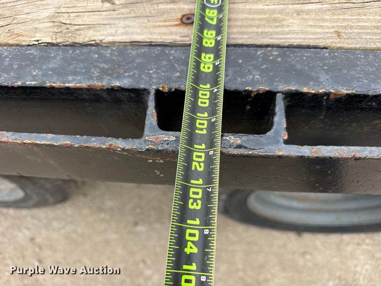 image for item ER0442 1999 Hudson Bros TRAILER equipment trailer