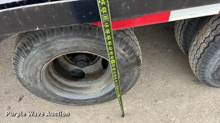 image for item ER0442 1999 Hudson Bros TRAILER equipment trailer