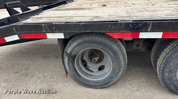 image for item ER0442 1999 Hudson Bros TRAILER equipment trailer