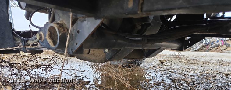 image for item ES2845 2005 Kawasaki KAF620G Mule utility vehicle