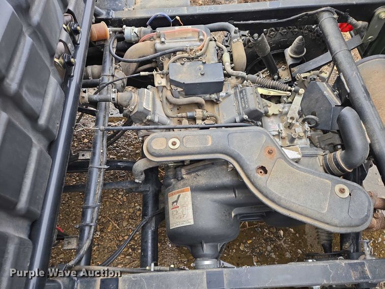 image for item ES2845 2005 Kawasaki KAF620G Mule utility vehicle