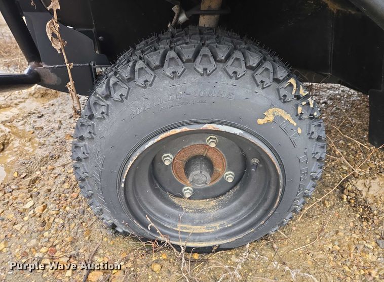 image for item ES2845 2005 Kawasaki KAF620G Mule utility vehicle