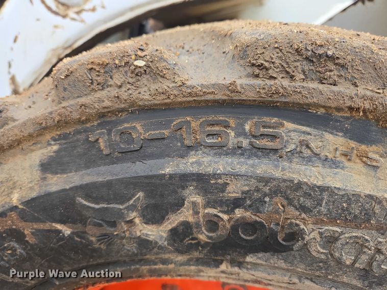 image for item ES2848 2002 Bobcat 753 skid steer loader