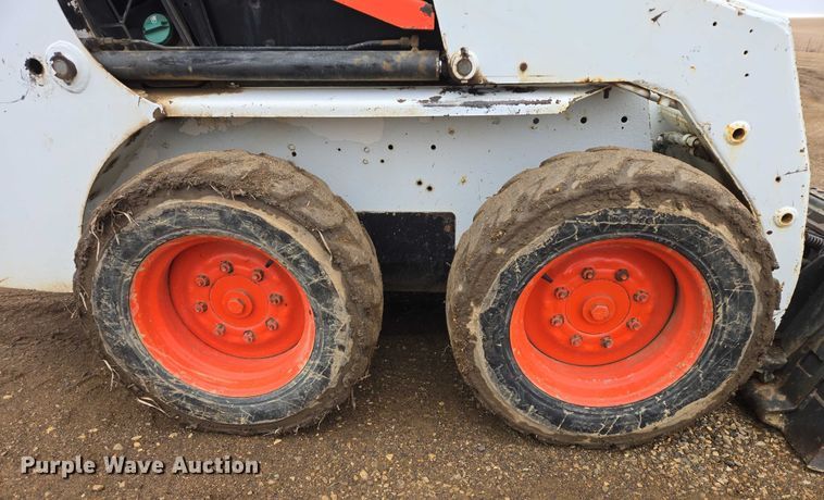 image for item ES2848 2002 Bobcat 753 skid steer loader