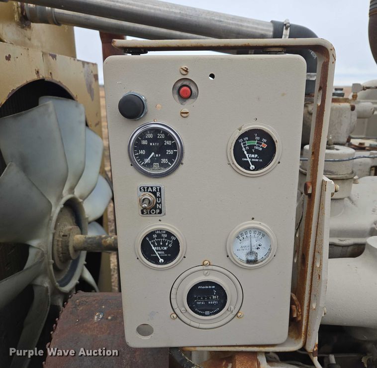 image for item ES2853 1974 Cummins VT12-700-GS 