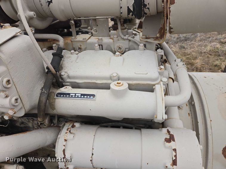 image for item ES2853 1974 Cummins VT12-700-GS 