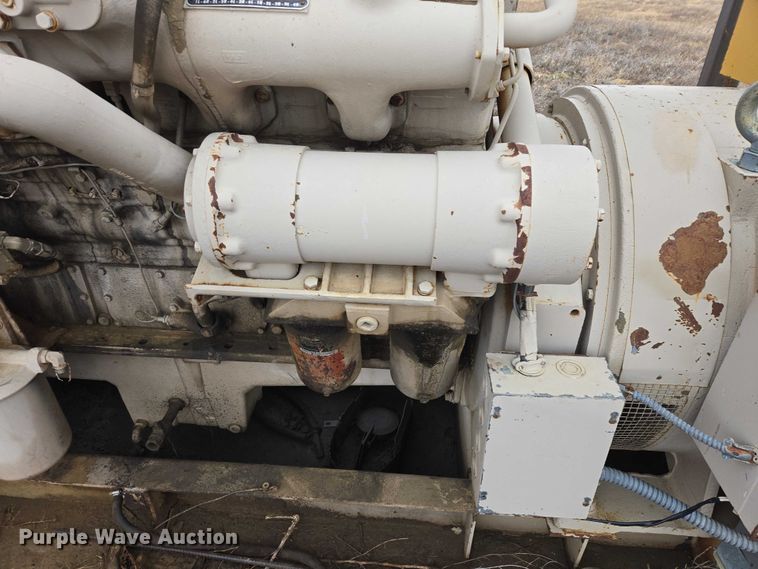 image for item ES2853 1974 Cummins VT12-700-GS 