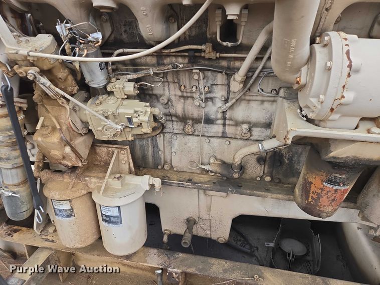 image for item ES2853 1974 Cummins VT12-700-GS 