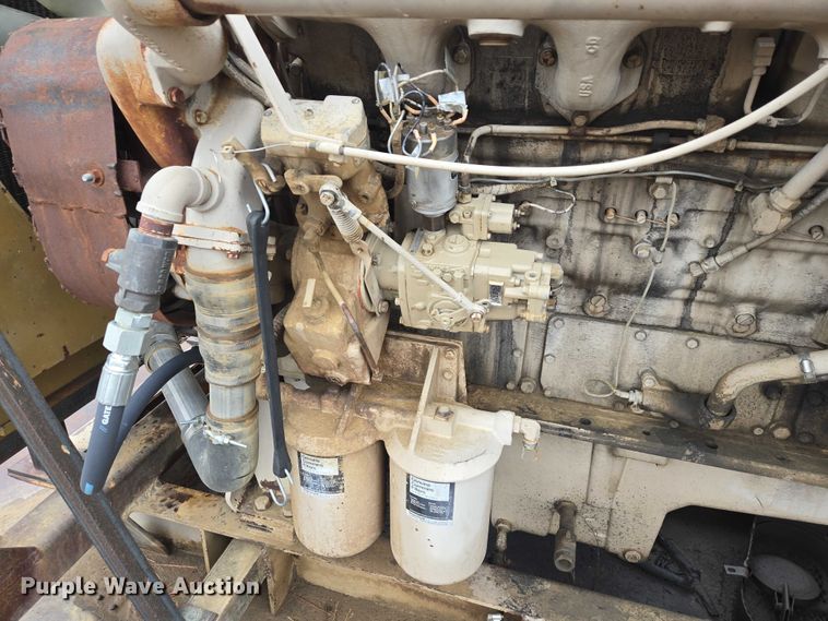 image for item ES2853 1974 Cummins VT12-700-GS 