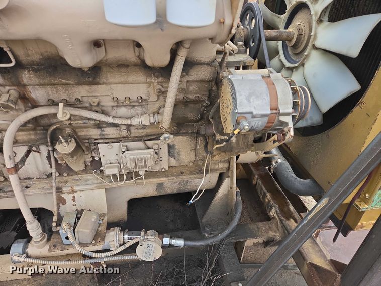 image for item ES2853 1974 Cummins VT12-700-GS 