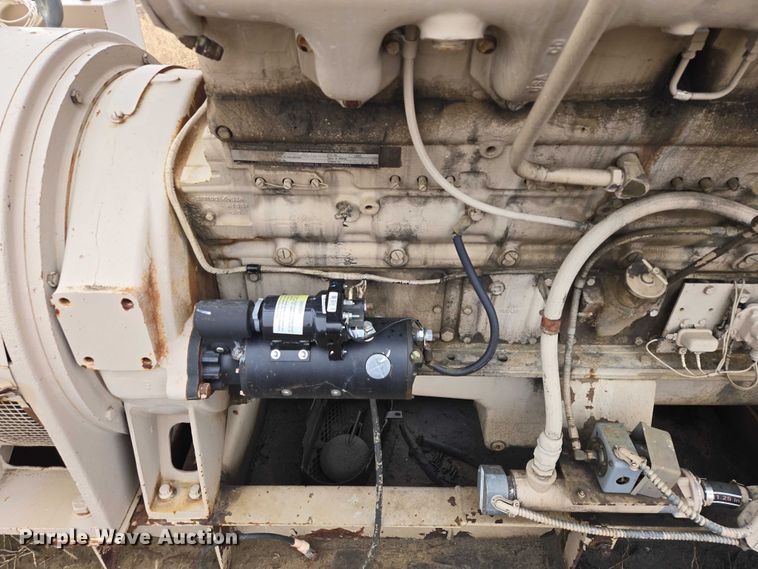 image for item ES2853 1974 Cummins VT12-700-GS 