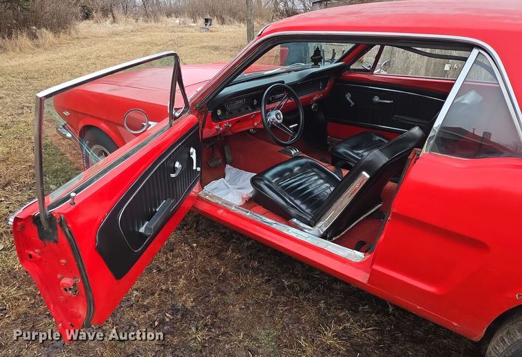 image for item ES2854 1965 Ford Mustang 289 