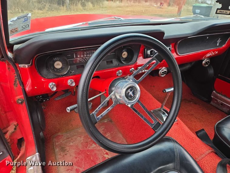 image for item ES2854 1965 Ford Mustang 289 