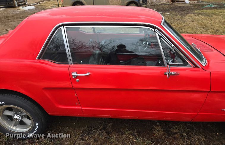 image for item ES2854 1965 Ford Mustang 289 