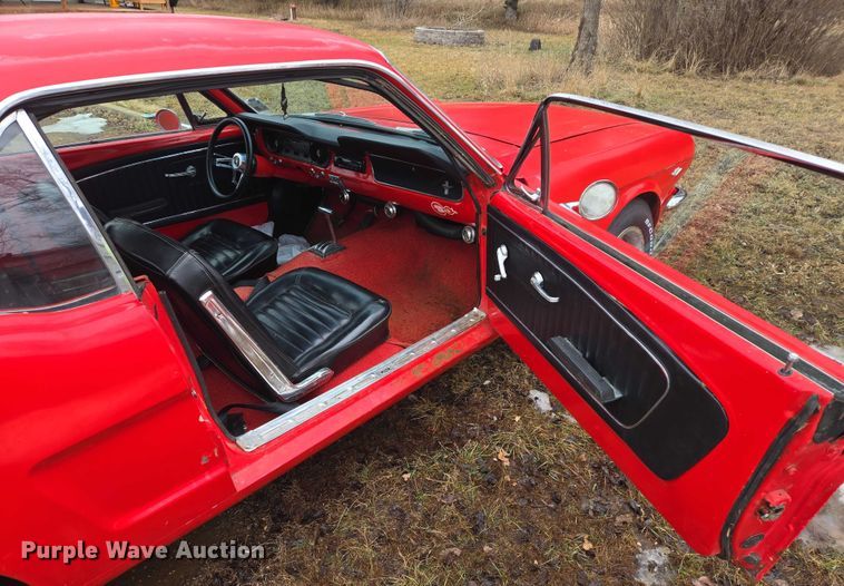 image for item ES2854 1965 Ford Mustang 289 