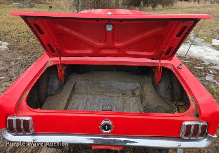 image for item ES2854 1965 Ford Mustang 289 