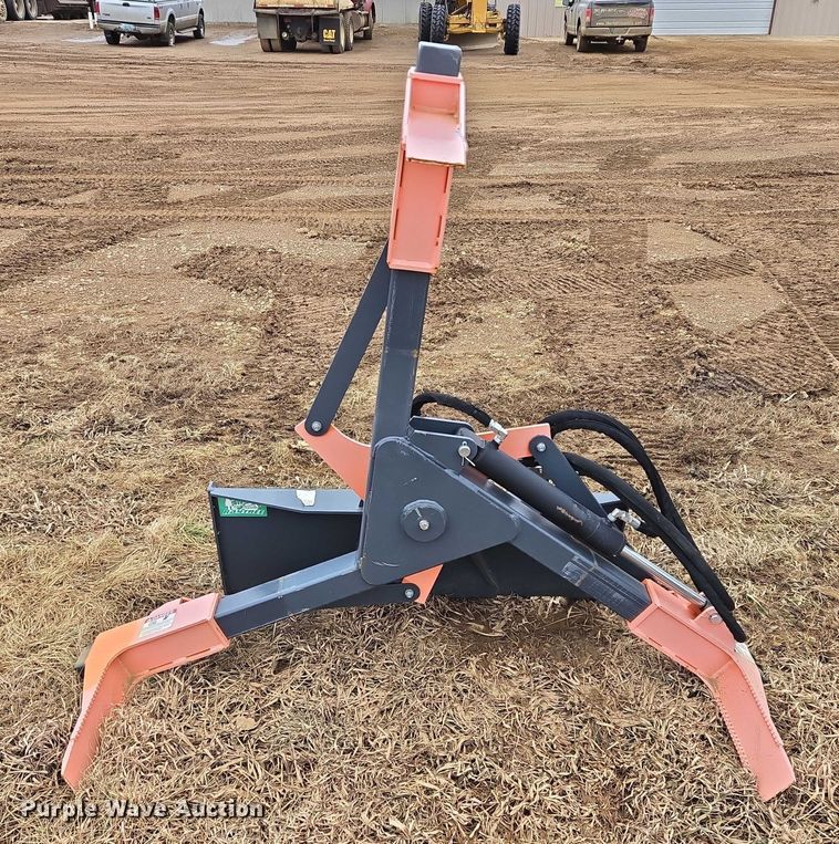 image for item ES2862 Raytree RMTG70 skid steer tire grabber