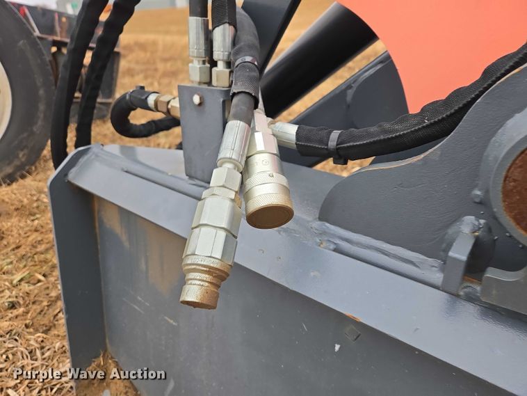 image for item ES2862 Raytree RMTG70 skid steer tire grabber