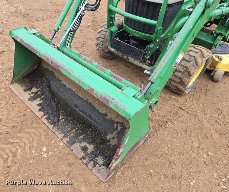 image for item ES2868 John Deere 2305 HST lawn mower