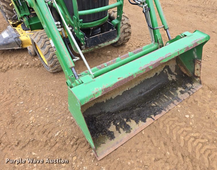 image for item ES2868 John Deere 2305 HST lawn mower