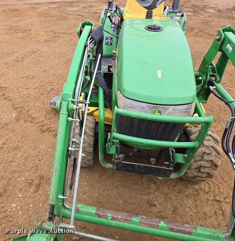 image for item ES2868 John Deere 2305 HST lawn mower