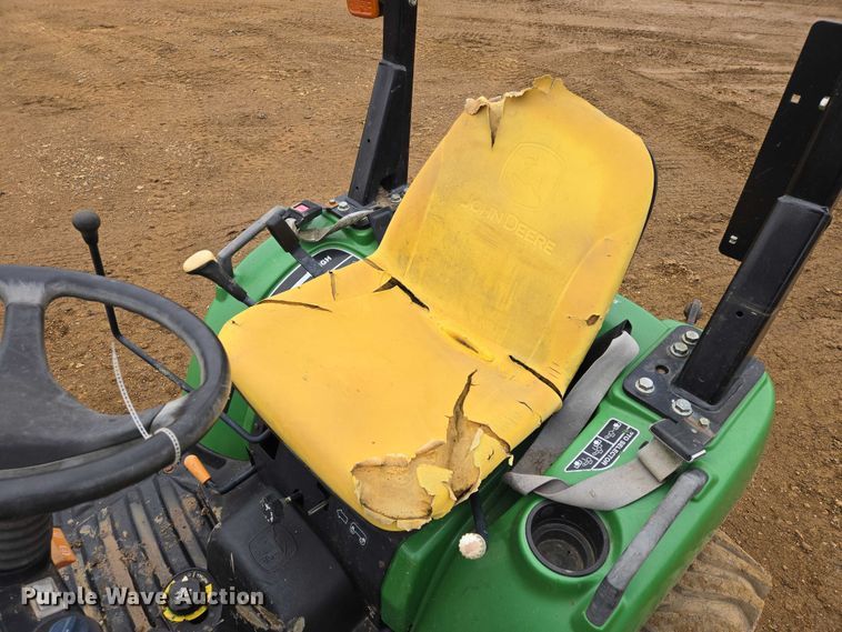 image for item ES2868 John Deere 2305 HST lawn mower