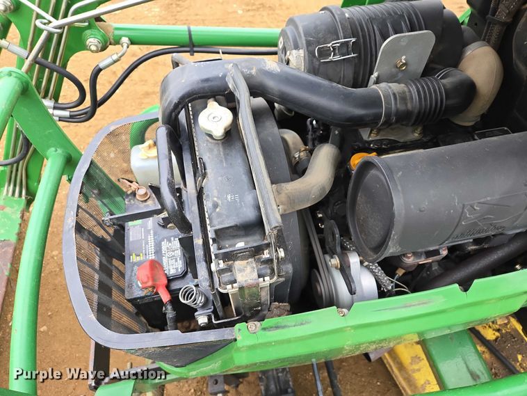 image for item ES2868 John Deere 2305 HST lawn mower