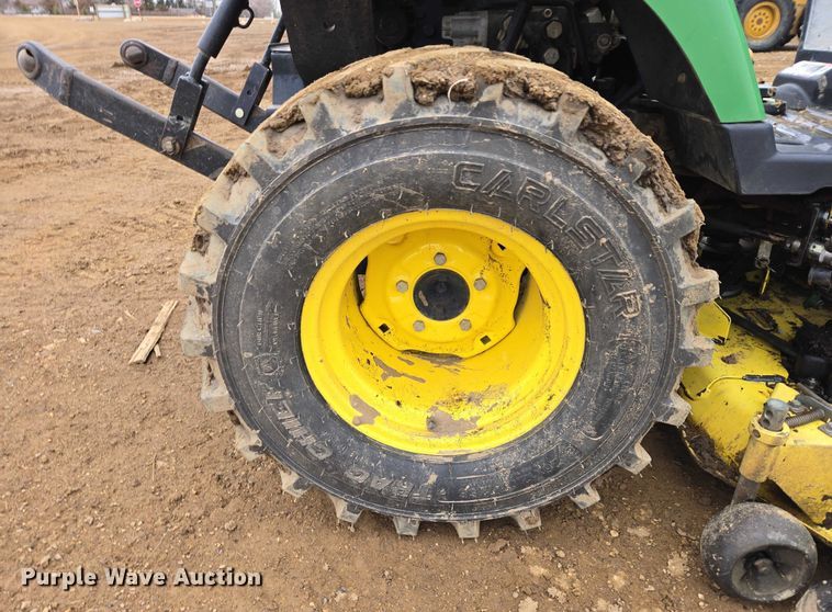 image for item ES2868 John Deere 2305 HST lawn mower