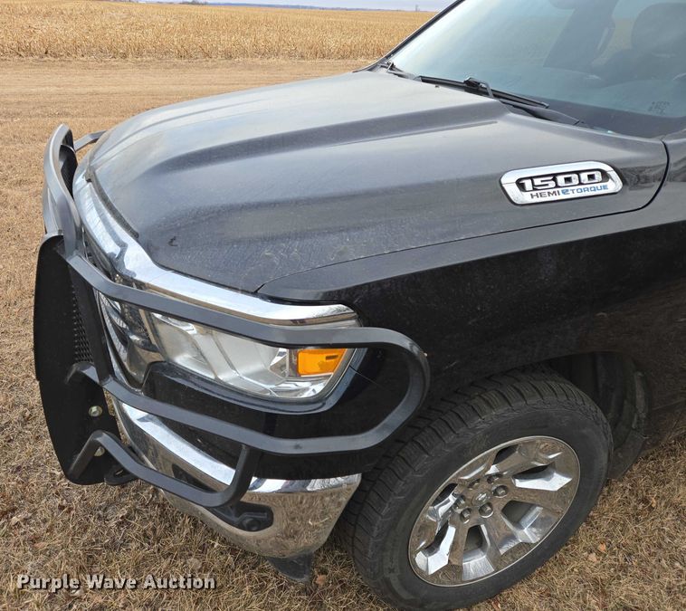 image for item ES2953 2021 RAM 1500 Crew Cab pickup truck