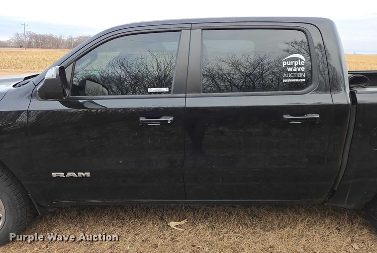 image for item ES2953 2021 RAM 1500 Crew Cab pickup truck