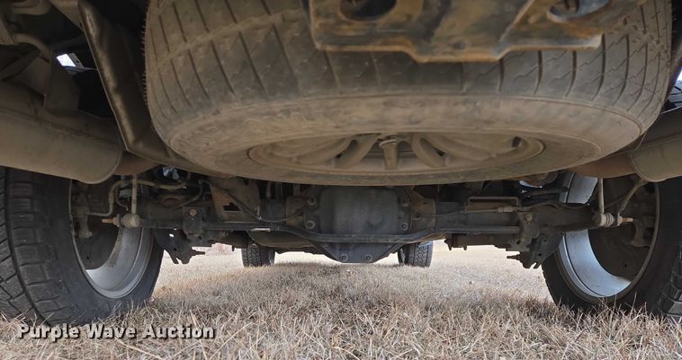 image for item ES2953 2021 RAM 1500 Crew Cab pickup truck