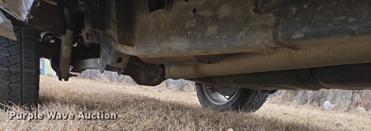 image for item ES2953 2021 RAM 1500 Crew Cab pickup truck