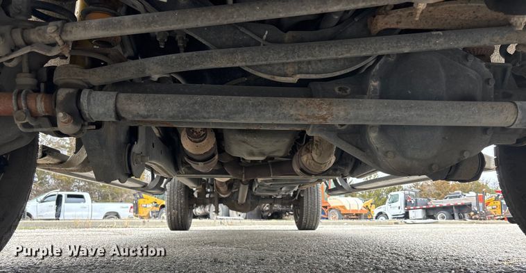 image for item ES5012 2018 Ford F350 Crew Cab pickup truck