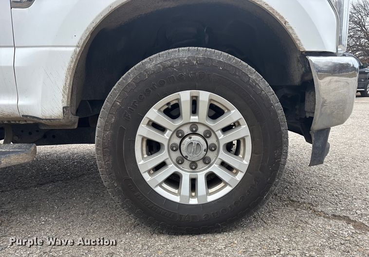 image for item ES5012 2018 Ford F350 Crew Cab pickup truck