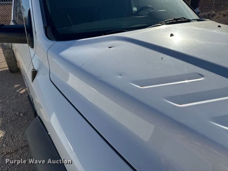 image for item ES5813 2016 RAM 5500 truck cab and chassis