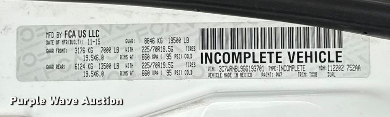 image for item ES5813 2016 RAM 5500 truck cab and chassis