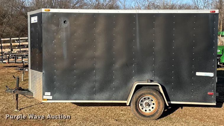 image for item ES5835 2015 Lark United Manufacturing LLC VT6X12SA enclosed cargo trailer