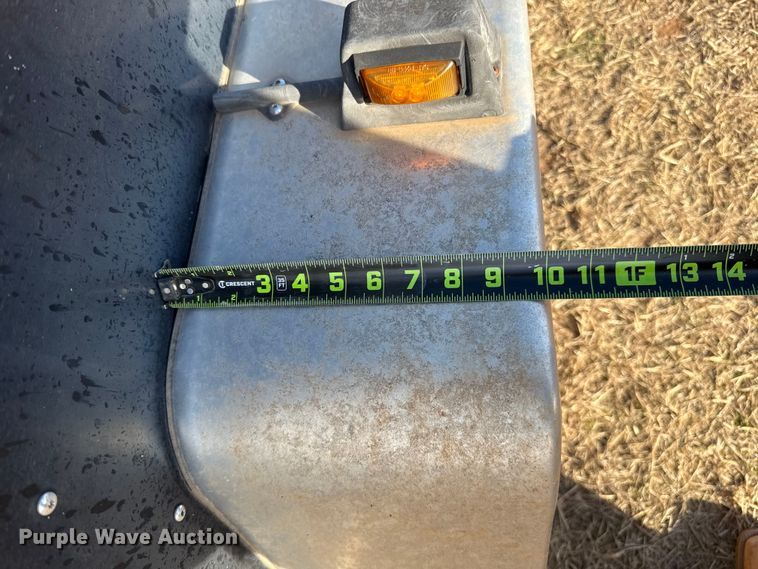 image for item ES5835 2015 Lark United Manufacturing LLC VT6X12SA enclosed cargo trailer