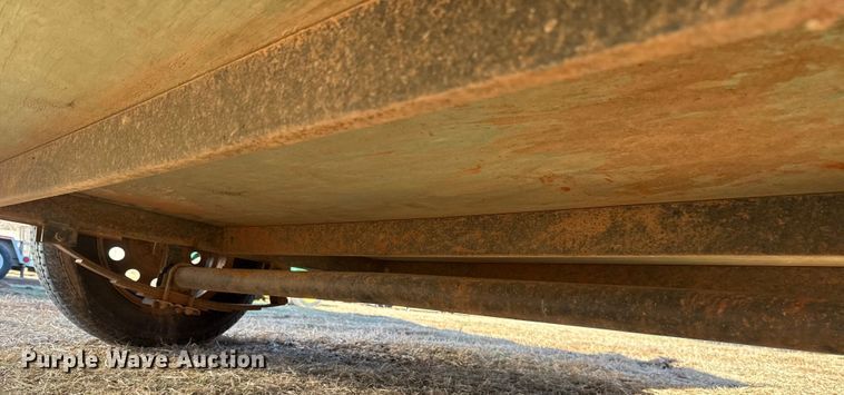 image for item ES5835 2015 Lark United Manufacturing LLC VT6X12SA enclosed cargo trailer