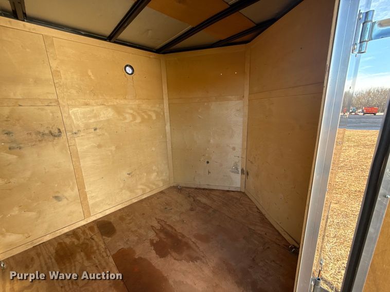 image for item ES5835 2015 Lark United Manufacturing LLC VT6X12SA enclosed cargo trailer