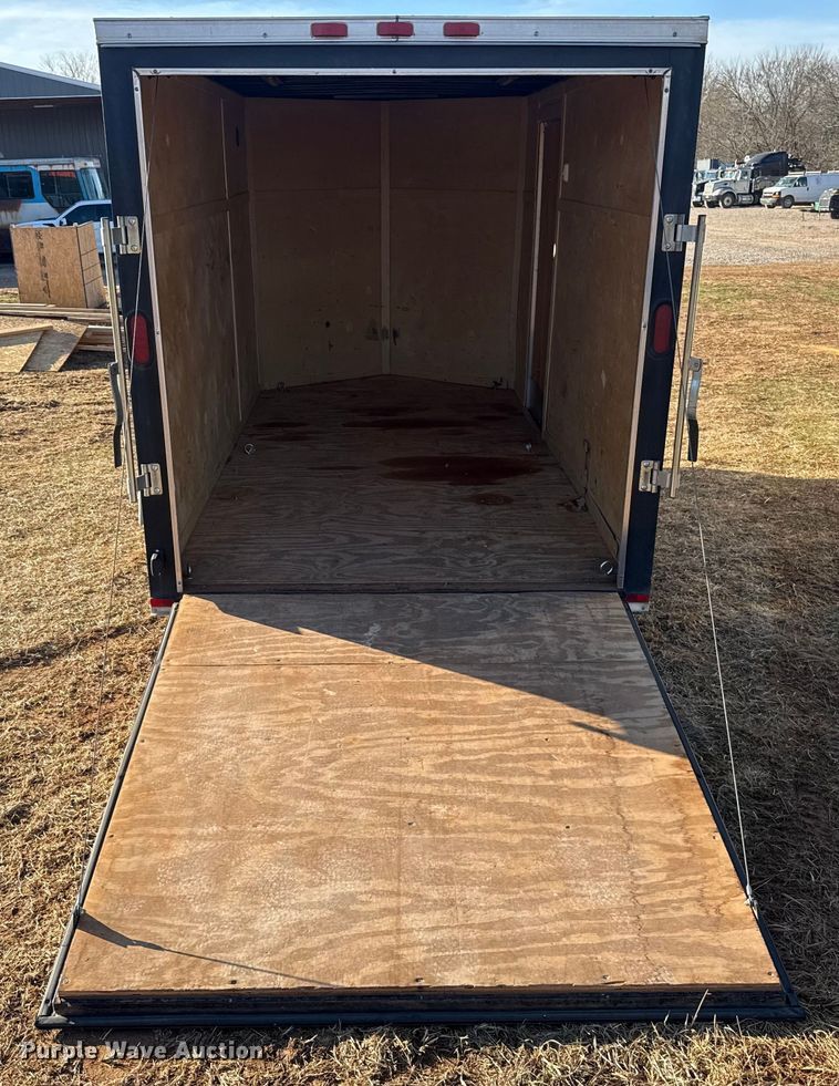 image for item ES5835 2015 Lark United Manufacturing LLC VT6X12SA enclosed cargo trailer