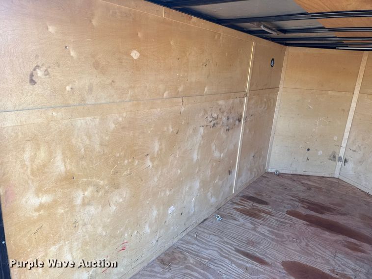 image for item ES5835 2015 Lark United Manufacturing LLC VT6X12SA enclosed cargo trailer