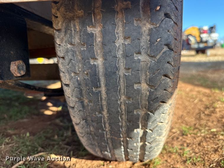 image for item ES5836 2020 Carry-On COM6X12CGRVSAWTSTD enclosed cargo trailer