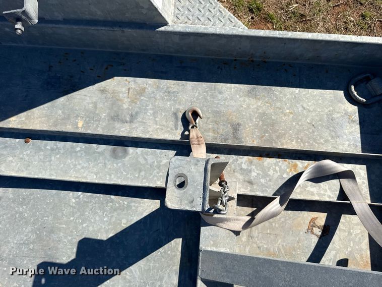 image for item ES5839 2012 Towmaster TC-2T tilt deck utility trailer