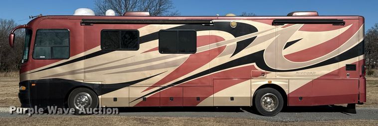 image for item ES5853 2005 Coachman Encore 380DS RV