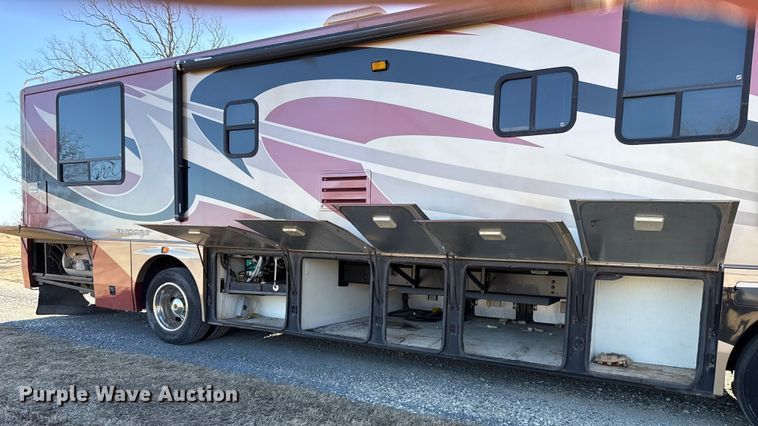 image for item ES5853 2005 Coachman Encore 380DS RV