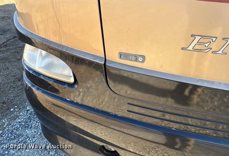 image for item ES5853 2005 Coachman Encore 380DS RV