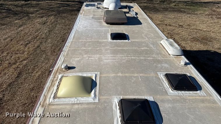 image for item ES5853 2005 Coachman Encore 380DS RV