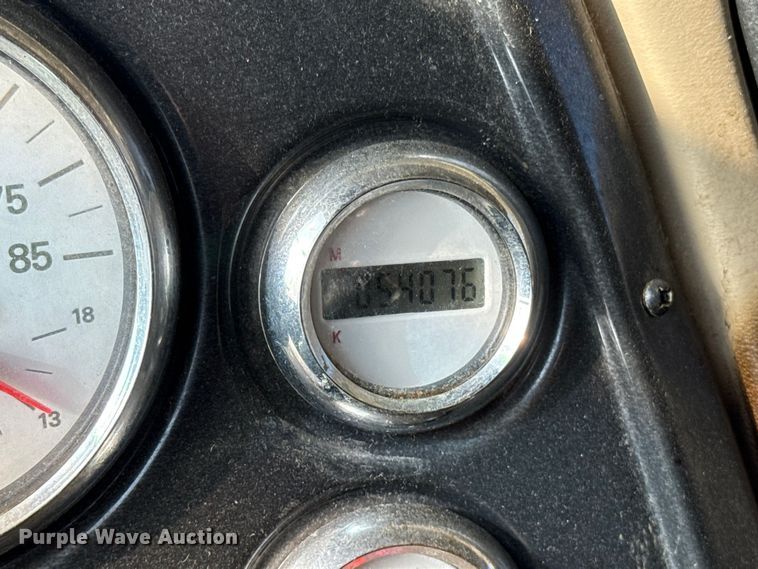 image for item ES5853 2005 Coachman Encore 380DS RV