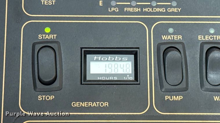 image for item ES5853 2005 Coachman Encore 380DS RV